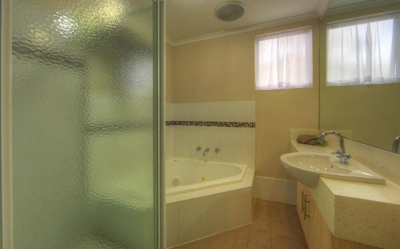 酒店 Mandalay Holiday Resort And Tourist Park