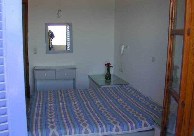 酒店 Mikes Beach Apartments & Studios