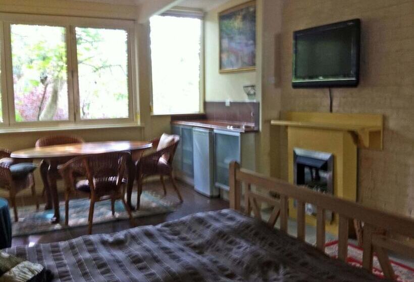 호텔 Mooltan House