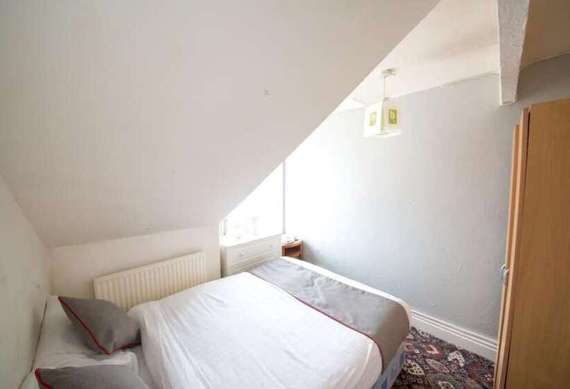 호텔 Myroomz Hollingdales