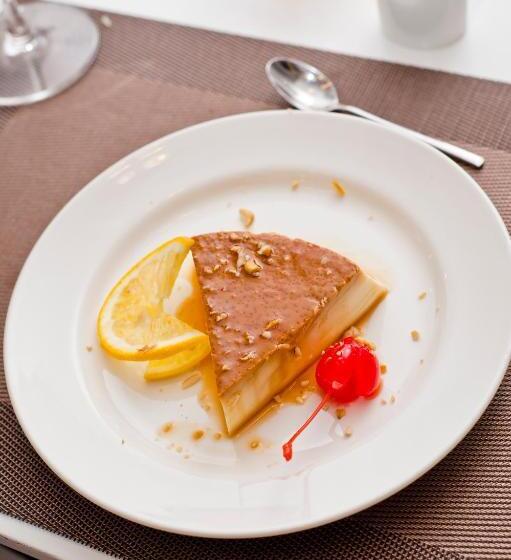 Ocean Edge Suites & Hotel Colombo