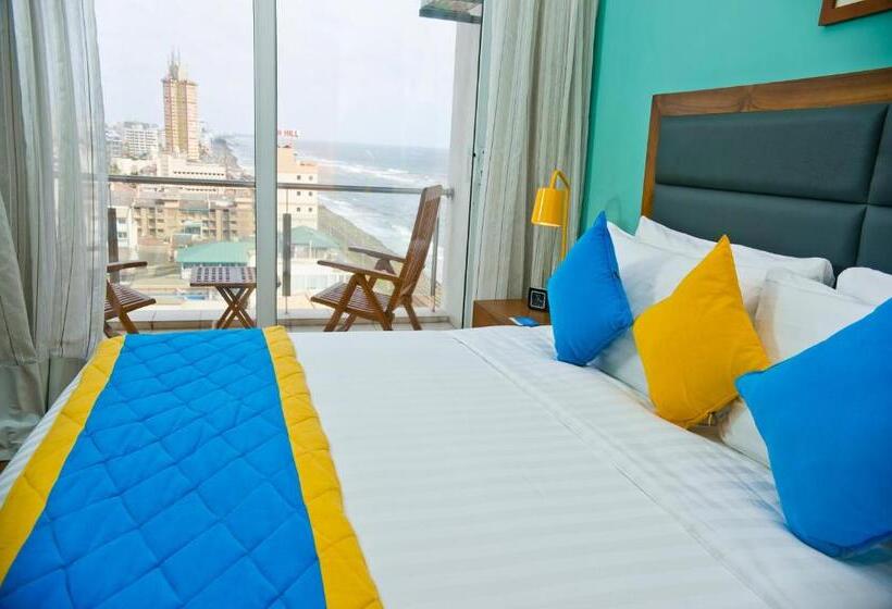 Ocean Edge Suites & Hotel Colombo