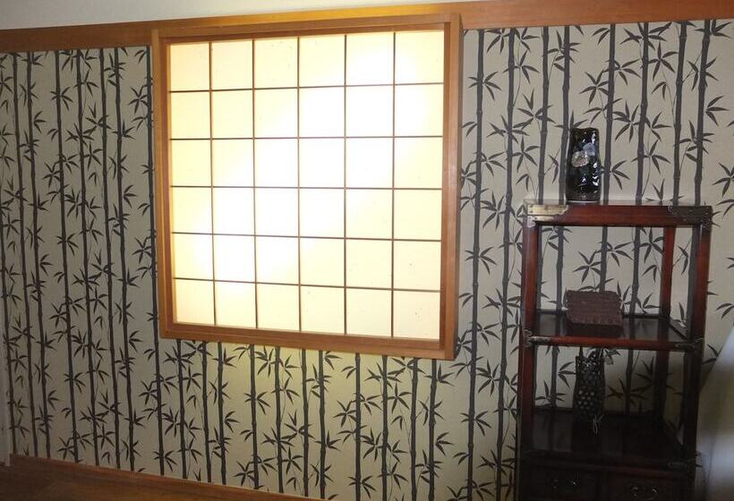 בית מלון כפרי Ootaki