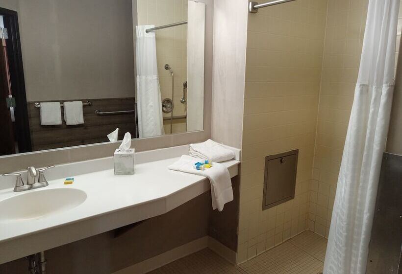 فندق Paradise Shores