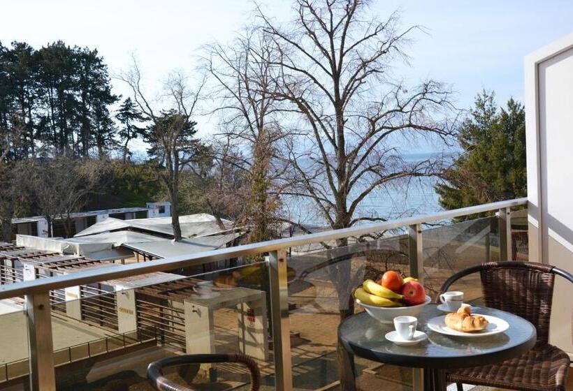 هتل Park Lakeside Ohrid