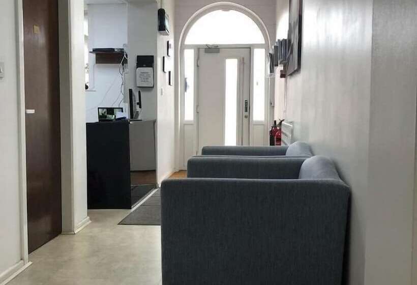 Отель Parkview Residence