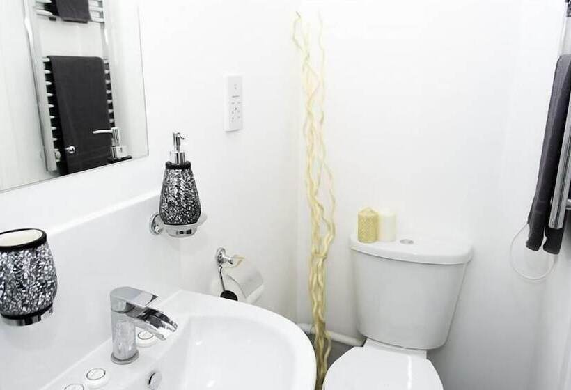 Отель Parkview Residence