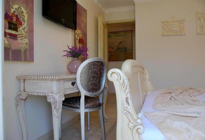 فندق Parthenon Art