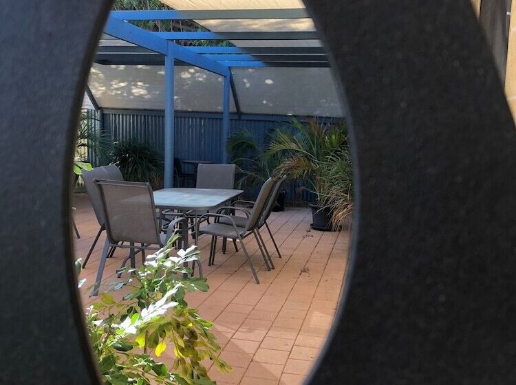 בית מלון כפרי Pelican S Nest