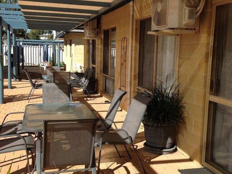 בית מלון כפרי Pelican S Nest