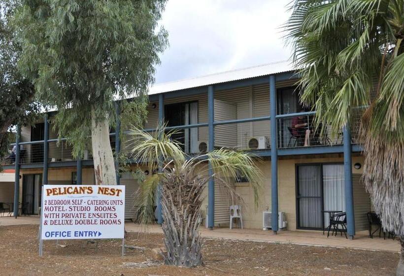 בית מלון כפרי Pelican S Nest
