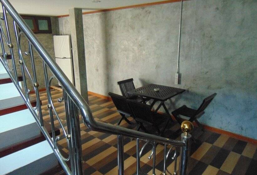 Отель Araya Boutique