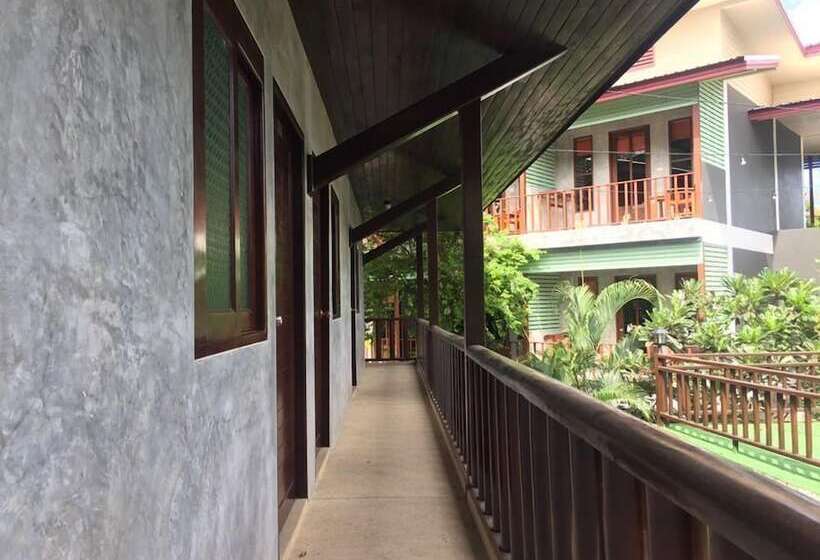 Отель Araya Boutique