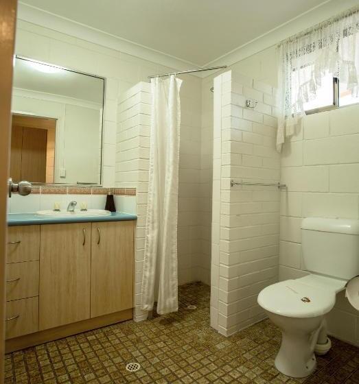 هتل Pialba Motor Inn