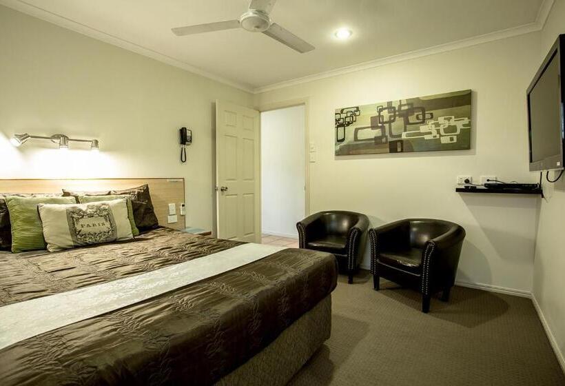 هتل Pialba Motor Inn