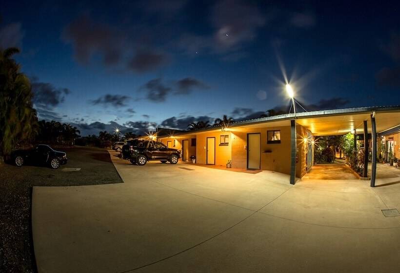 هتل Pialba Motor Inn