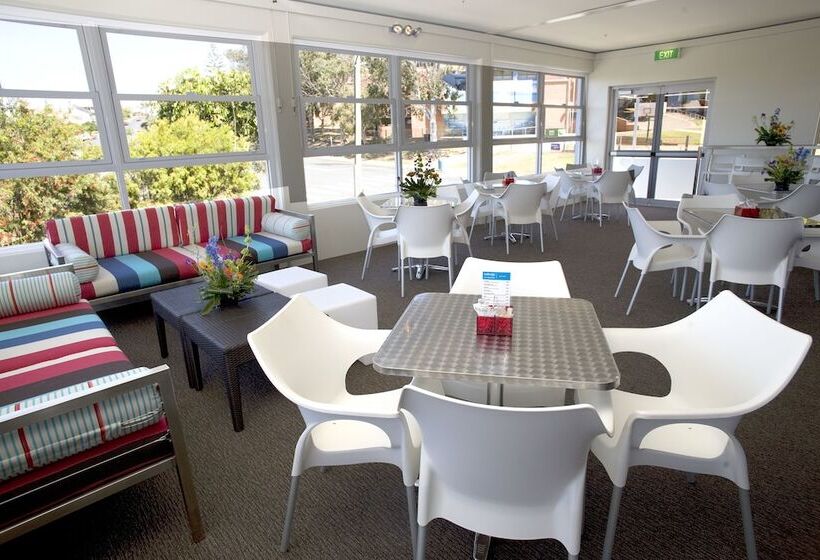 Pier Hotel Coffs Harbour