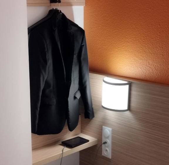 فندق Premiere Classe Troyes Sud Parc Saint Thibault