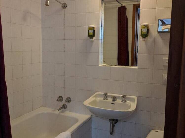 בית מלון כפרי Prince Of Wales