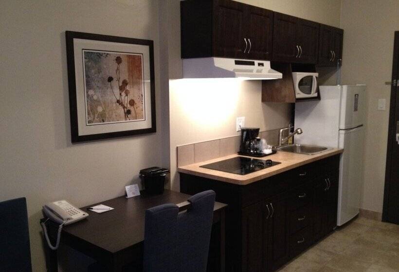 فندق Kindersley All Suites