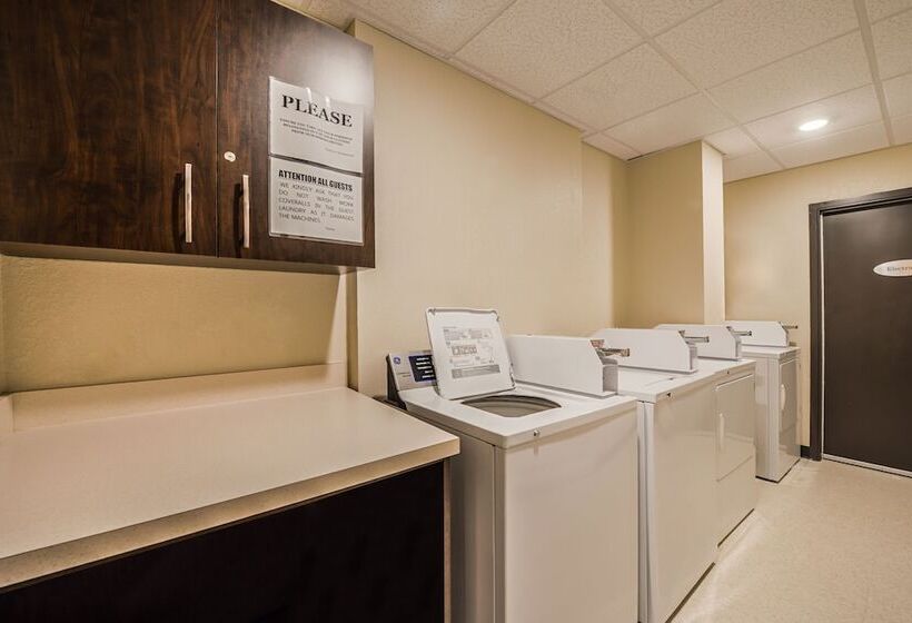 فندق Kindersley All Suites