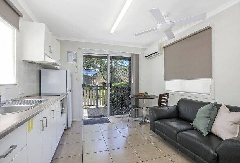 בית מלון כפרי Reflections Urunga   Holiday Park