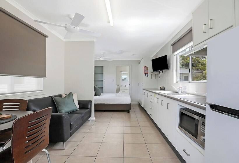 בית מלון כפרי Reflections Urunga   Holiday Park