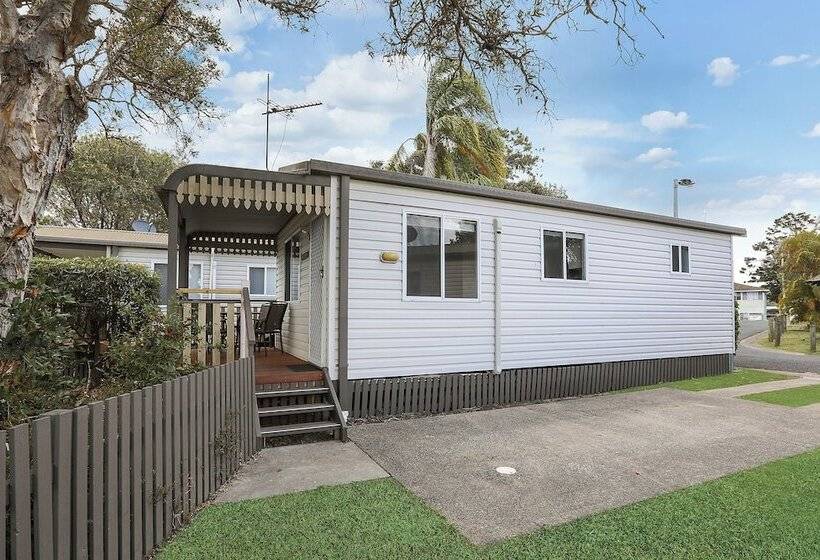 בית מלון כפרי Reflections Urunga   Holiday Park