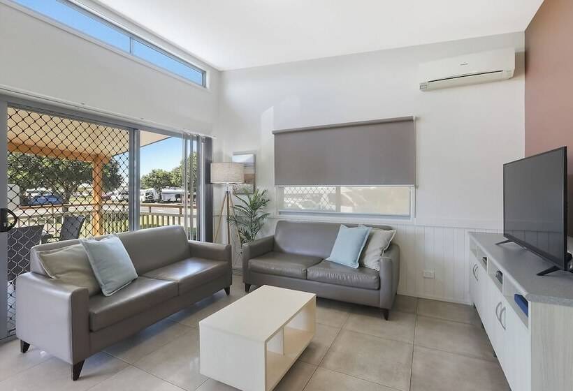 בית מלון כפרי Reflections Urunga   Holiday Park