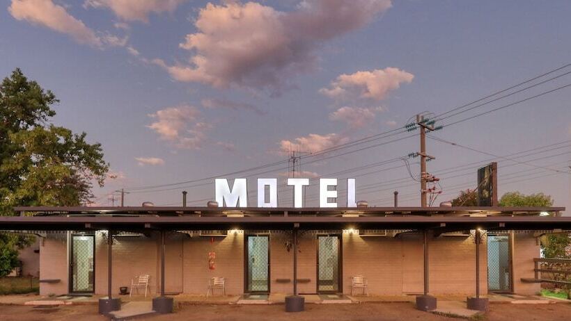 فندق Rose City Motor Inn