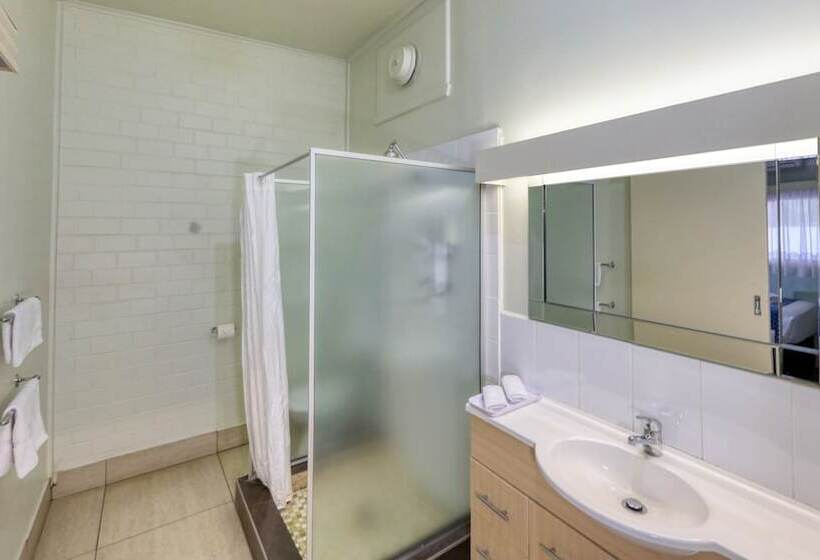 فندق Rose City Motor Inn