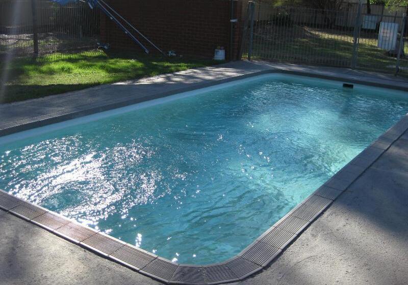 فندق Rose City Motor Inn