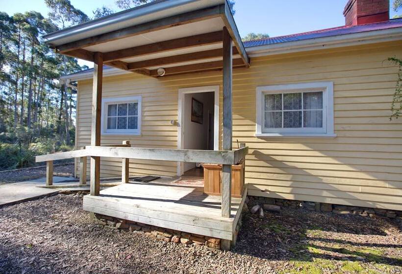 هتل Rosedale Cottages