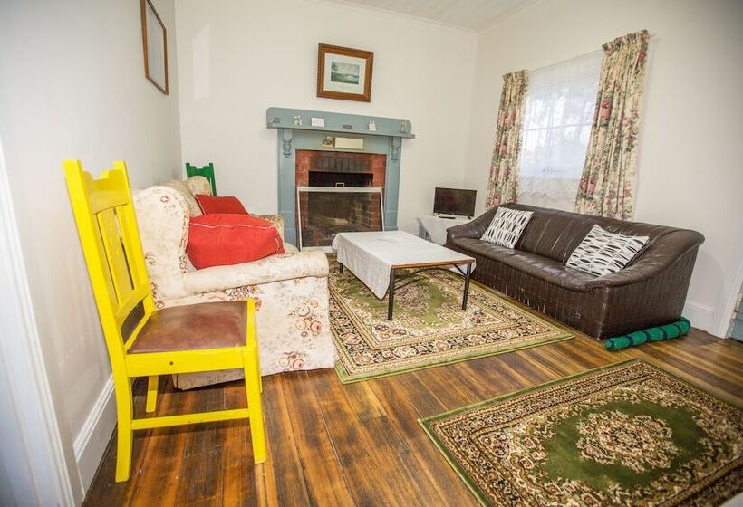 هتل Rosedale Cottages