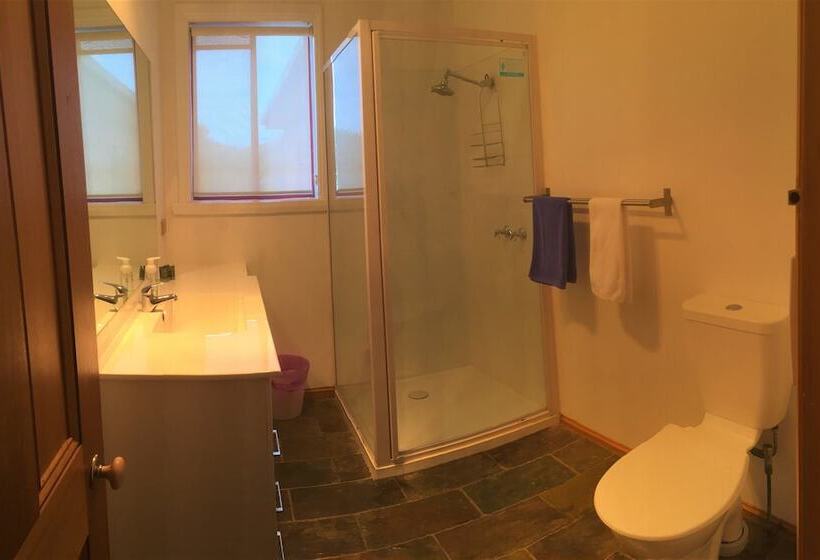 فندق Sandpiper Ocean Cottages