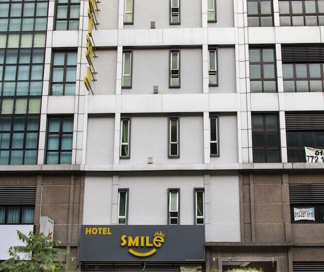 Smile Hotel Usj