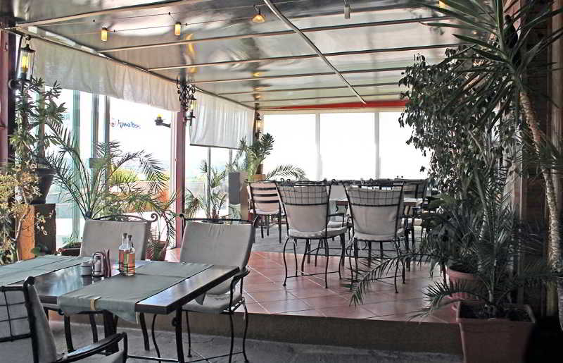 Отель St. Nikolas