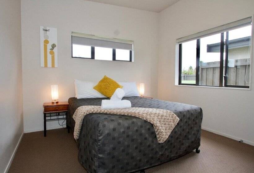 בית מלון כפרי Station Lodge