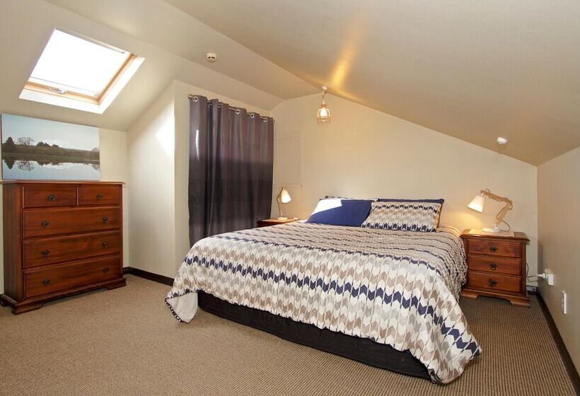 בית מלון כפרי Station Lodge