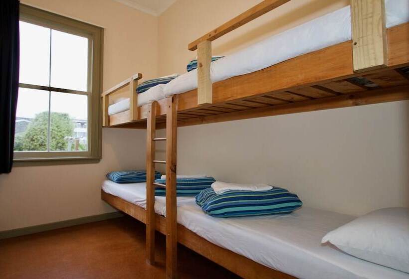 בית מלון כפרי Station Lodge