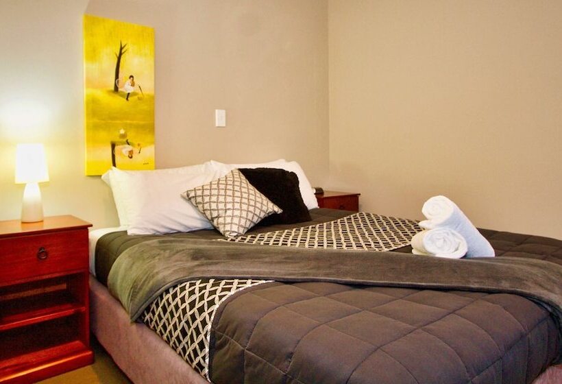 בית מלון כפרי Station Lodge