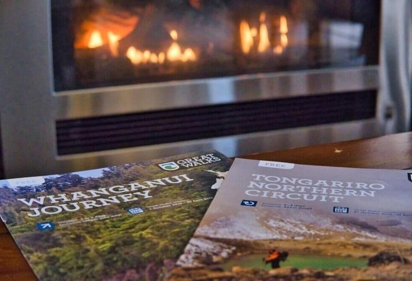 בית מלון כפרי Station Lodge