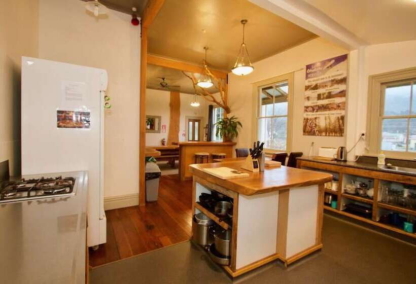 בית מלון כפרי Station Lodge