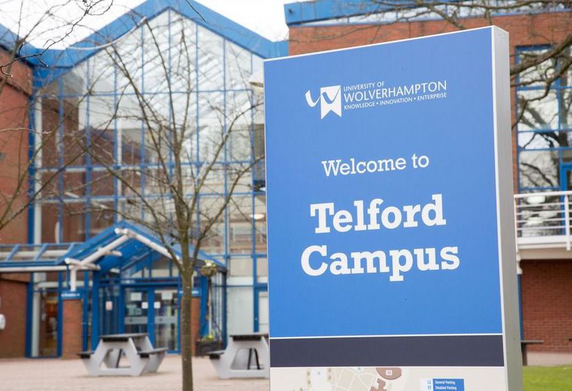 ホテル Telford University Rooms