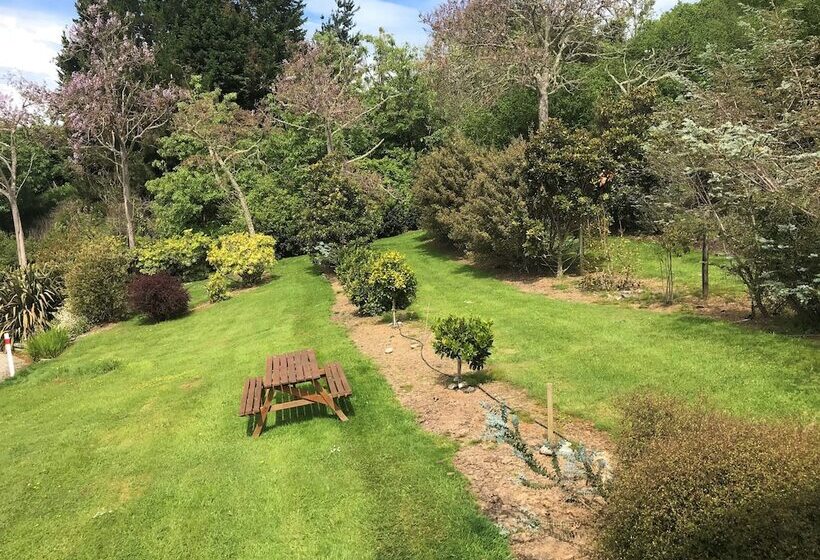 Отель Terraced Chalets