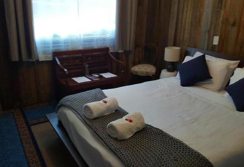 فندق The Bears Went Over The Mountain