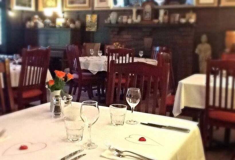 בית מלון כפרי The Chalet Guesthouse And Studio