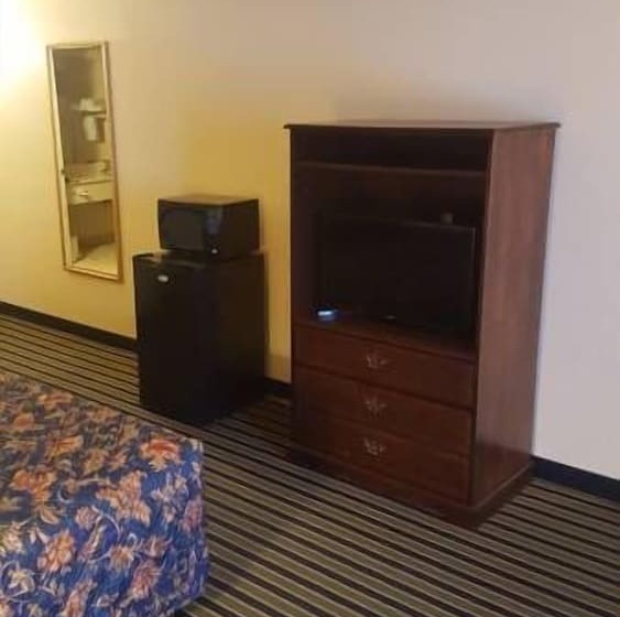 فندق The Rutledge Inn