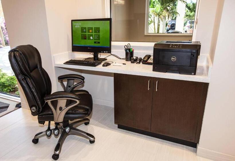 فندق Towneplace Suites By Marriott Boynton Beach