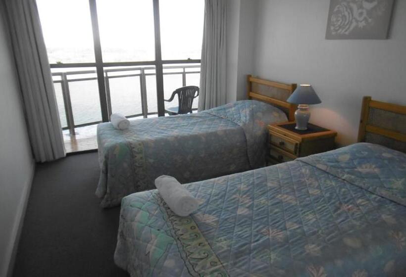 בית מלון כפרי Trafalgar Towers